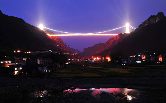 The biggest suspension bridge in Asia, Zhangjiajie Cycling tours